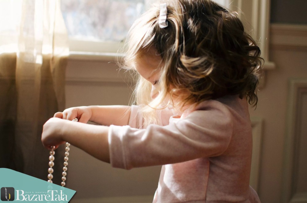 چه قطعه ای از جواهرات برای اولین قطعه کودک بهترین است؟