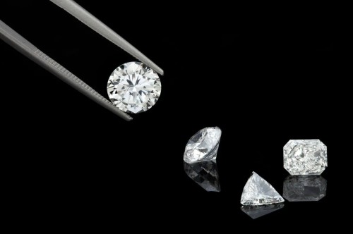 قیراط چیست و چه کاربردی در صنعت طلا و جواهر دارد؟