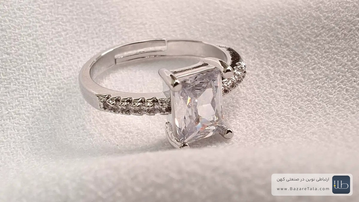 انگشتر تک نگین امرالد یا مستطیلی