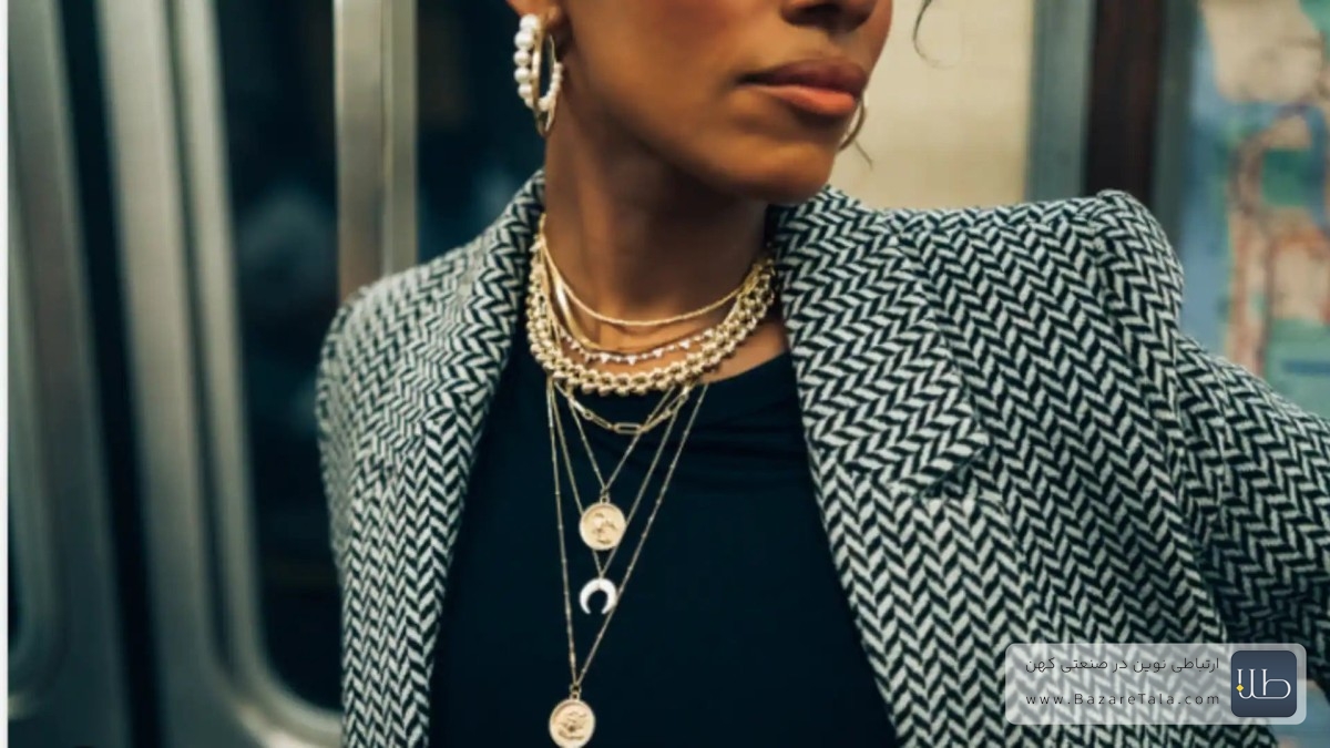 ست کردن زیورآلات با لباس زمستانی