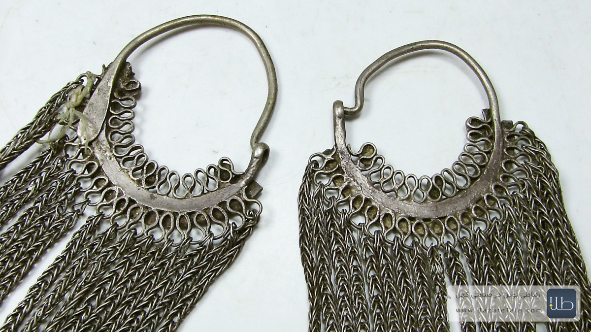 اولین گوشواره