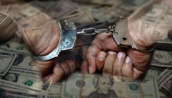 بازداشت جاعلان ارز‌های تقلبی در تهران