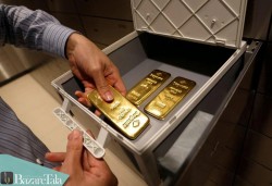 قیمت طلا در پایین‌ ترین رقم طی سه هفته اخیر
