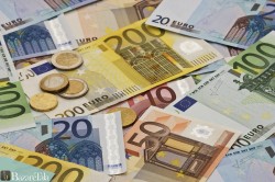 قیمت دلار و یورو در بازارهای مختلف 8 بهمن