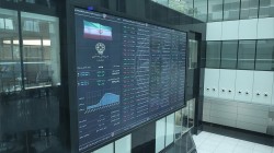 بورس تکان خورد؛ شاخص کل یک پله بالاتر ایستاد