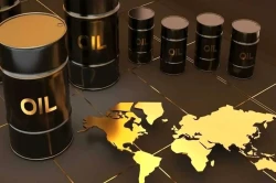 نفت نه بالا رفت، نه پایین؛ بازار در حالت انتظار