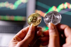 افت قیمت بیت‌کوین در بازار امروز / اتریوم نیز نزولی شد