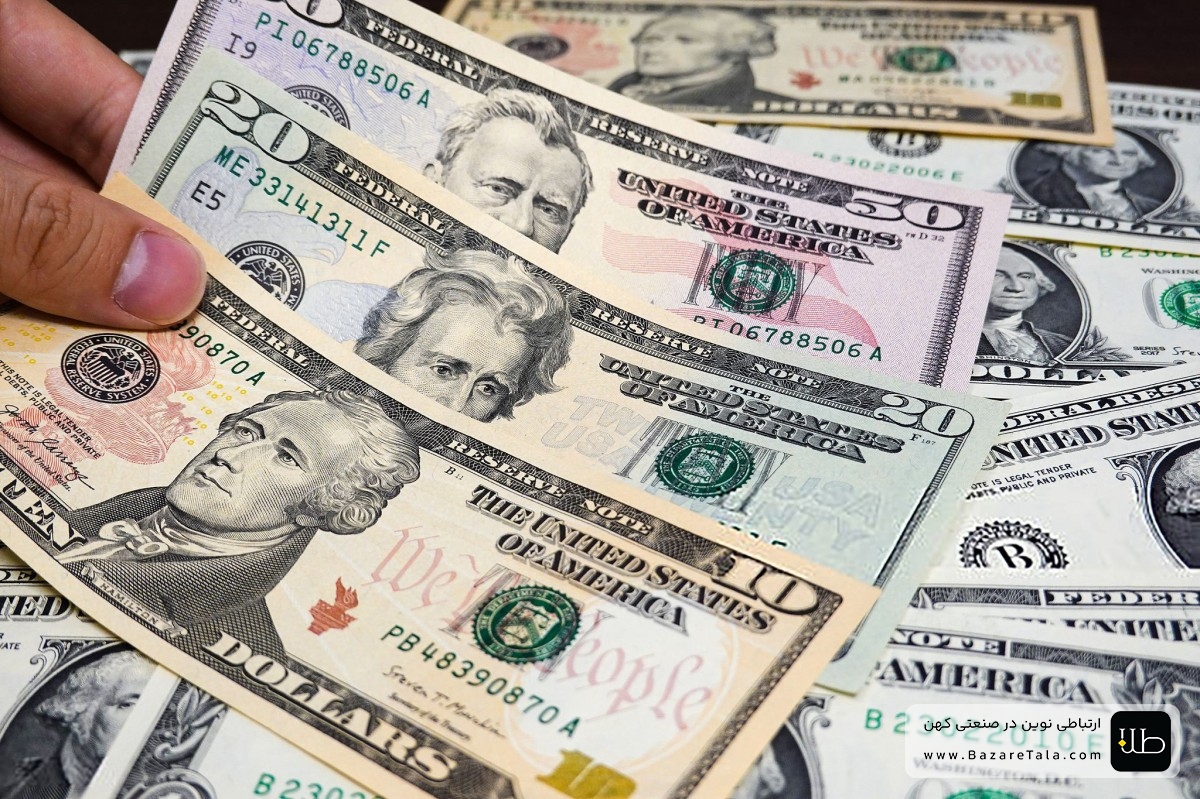 نوسانات ارزی در آخرین روز مهرماه 1404؛ افت و خیز دلار و یورو در بازار آزاد و مرکز مبادله