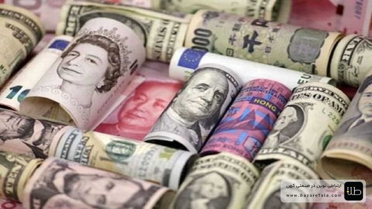 ریزش دلار در معاملات 15 آبان / کاهش محدود یورو در بازار آزاد