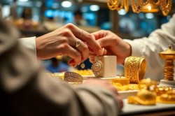 قیمت طلا و سکه امروز سه‌شنبه 27 آبان 1404؛ ادامه روند نزولی در بازار