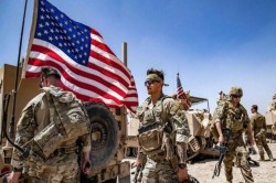  ورود کاروان نظامی آمریکا به شرق دیرالزور همزمان با عملیات هوایی گسترده