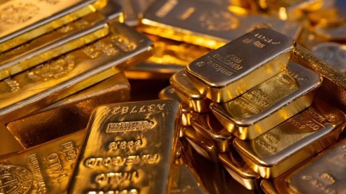 طلا دوباره وارد مسیر نزولی شد؛ افزایش تنش‌ها و رشد قیمت نفت به ضرر بازار طلا