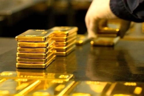 جهش طلا به کانال 4600؛ صعود سه‌ماهه 