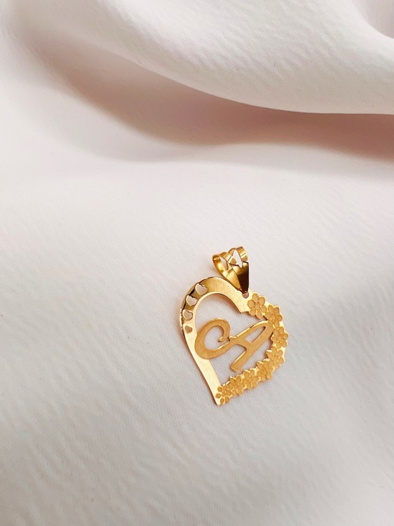 مدال طلا حرف A قلبی یکتاخواه (کد 5239)