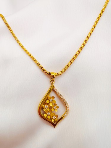گردنبند طلا طرح گل یکتاخواه (کد 5336)