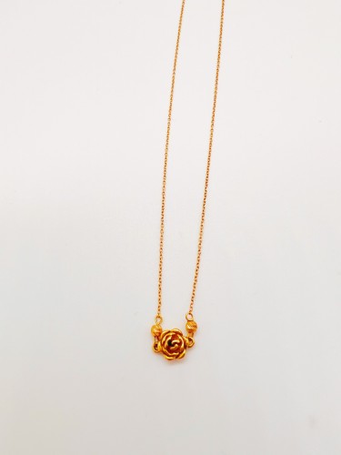 گردنبند طلا طرح گل یکتاخواه