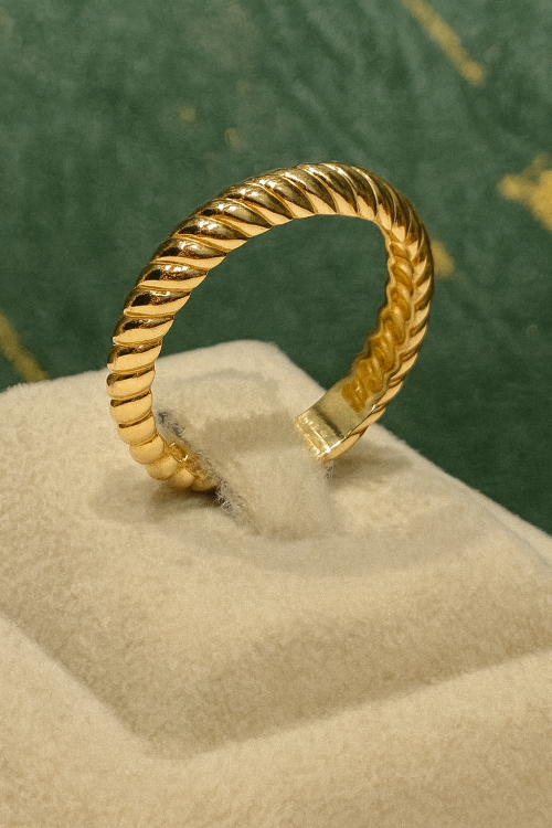 انگشتر ارغوان (کد 5529)