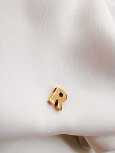 مدال طلا حرف انگلیسی R یکتاخواه (کد 5554)